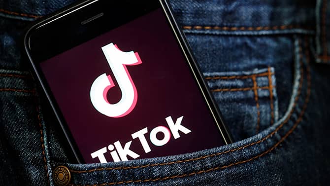 Explore unique beauty: TikTok lets you be the center of your creative inspiration.